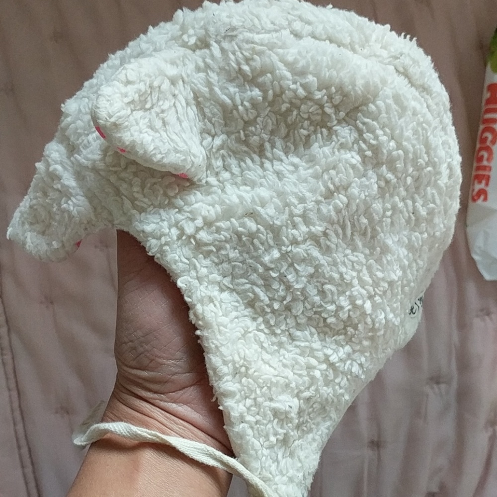 Hat - Picture 4 of 4